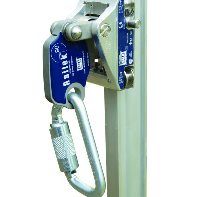 Climbing shuttle automatically follows user and locks onto rail during fall.